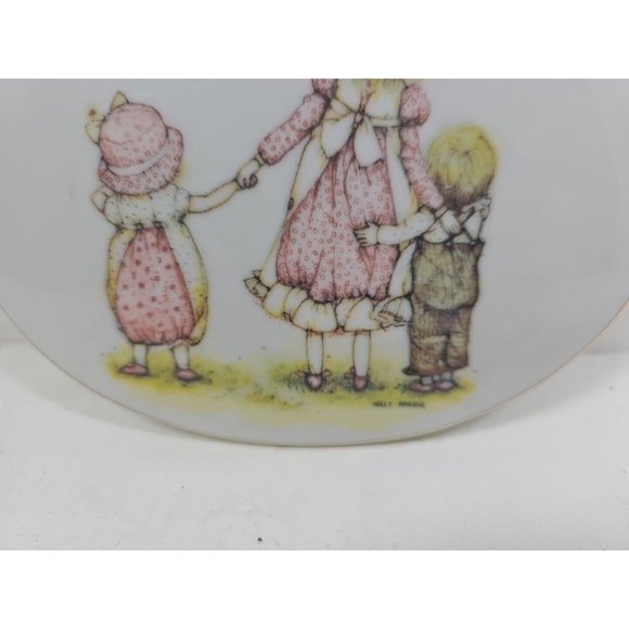 Holly Hobbie 1973 Porcelain Plaque Mother is Another Name for Love Japan Vintage - Picture 2 of 5